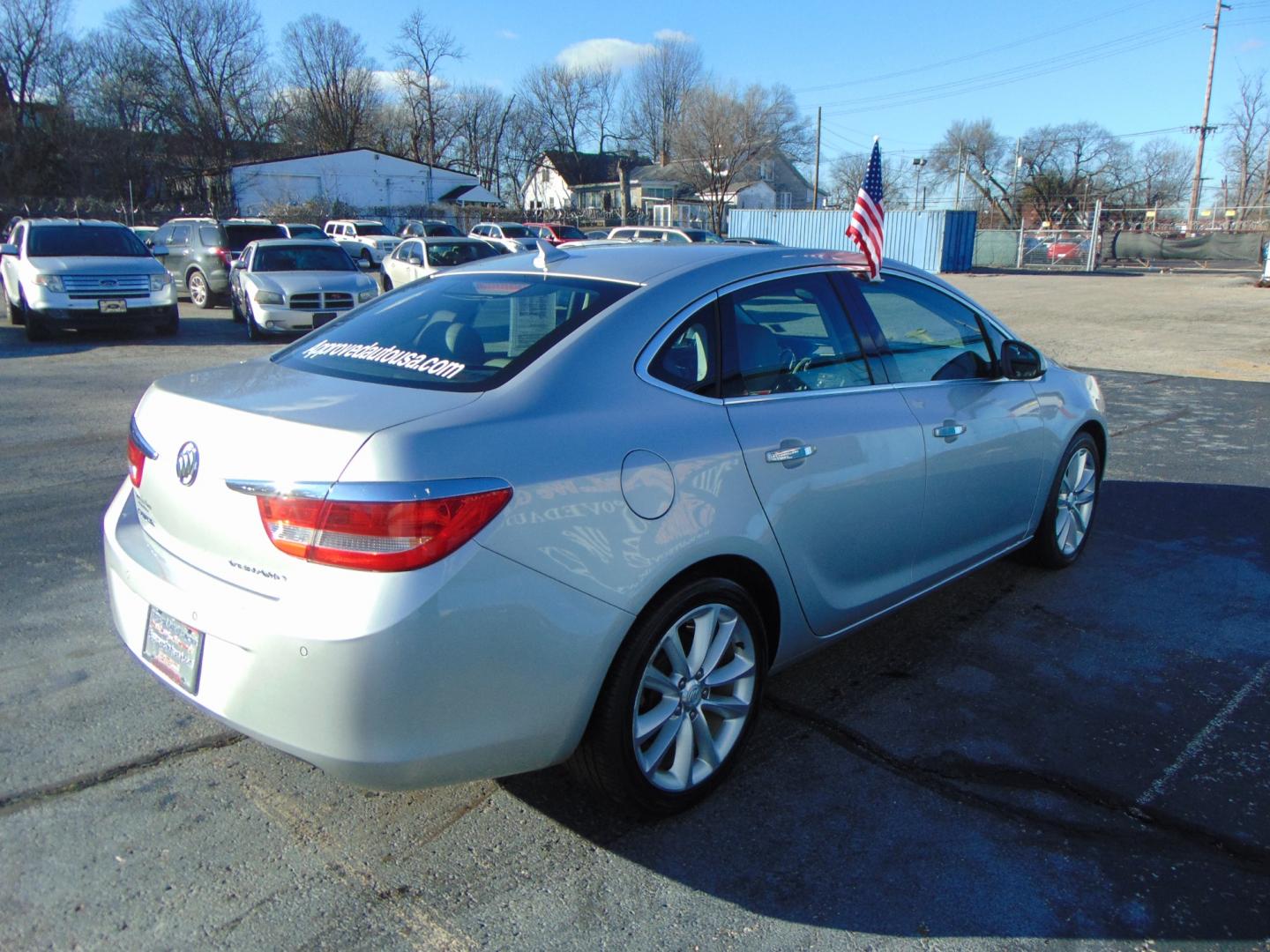 2013 Silver Buick Verano (1G4PR5SK9D4) with an 4-Cyl Flex Fuel 2.4 Liter engine, Auto, 6-Spd w/Shft Ctrl transmission, located at 2105 Dixie Hwy, Louisville, KY, 40210, (502) 772-3333, 38.220932, -85.795441 - Photo#16